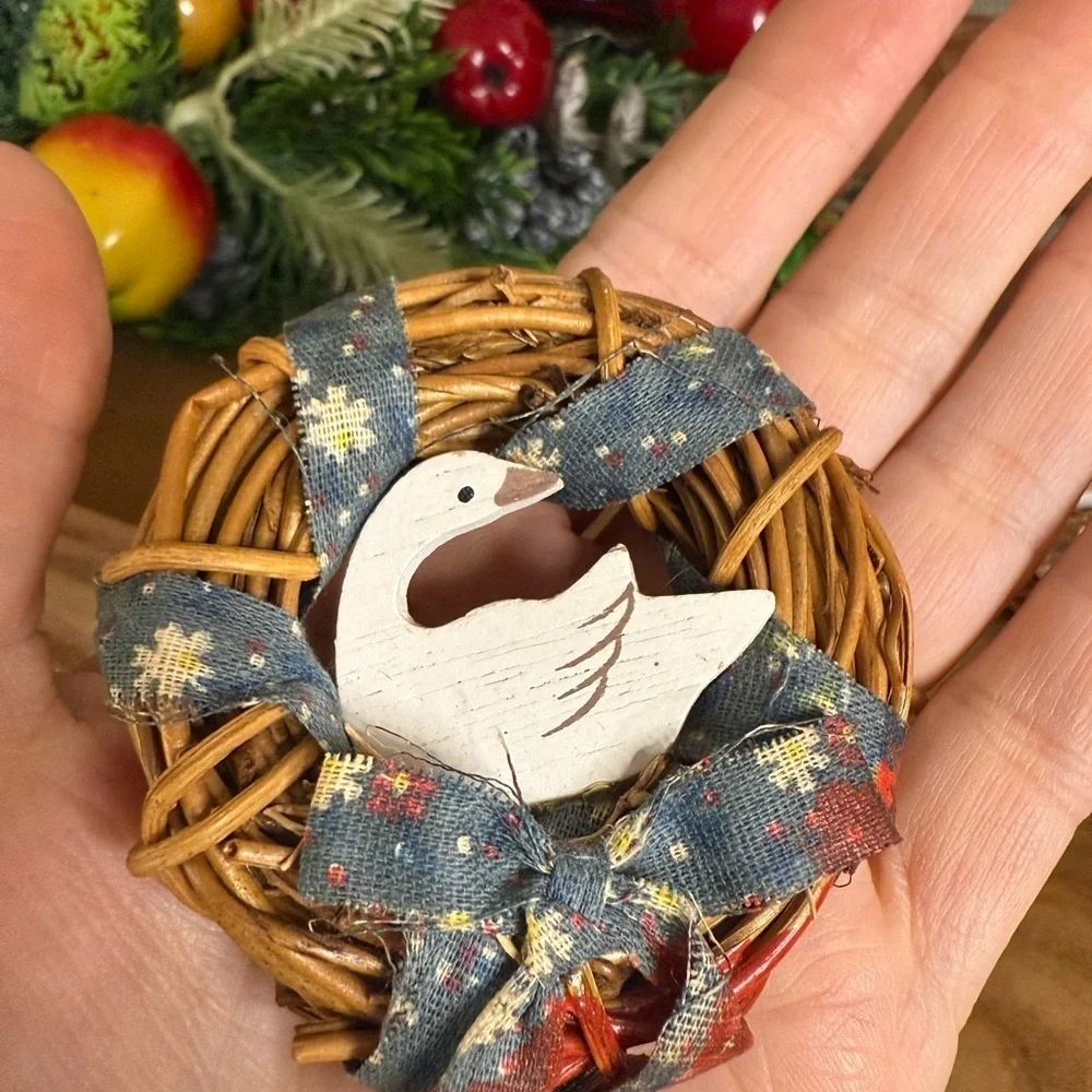 Festive Wicker Goose Magnetics- Set of 2